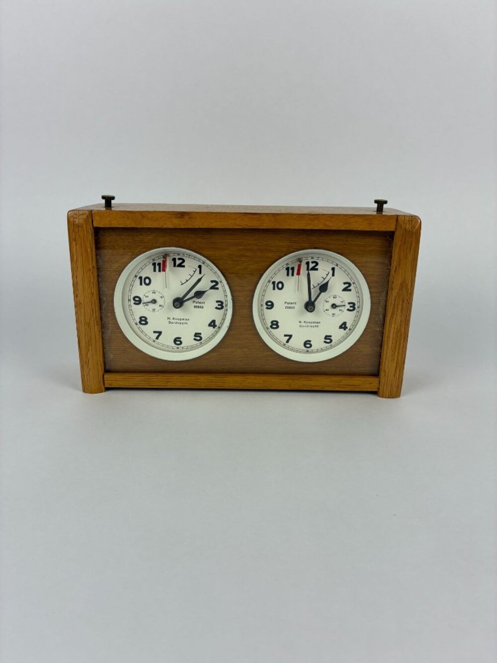 Vintage H. Koopman Dordrecht Chess Clock – Rare 1960 Mechanical Tournament Timer - Picture 1 of 16